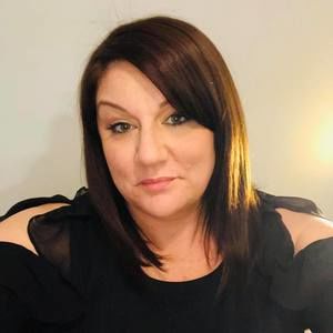 Meet your Posher, Deborah